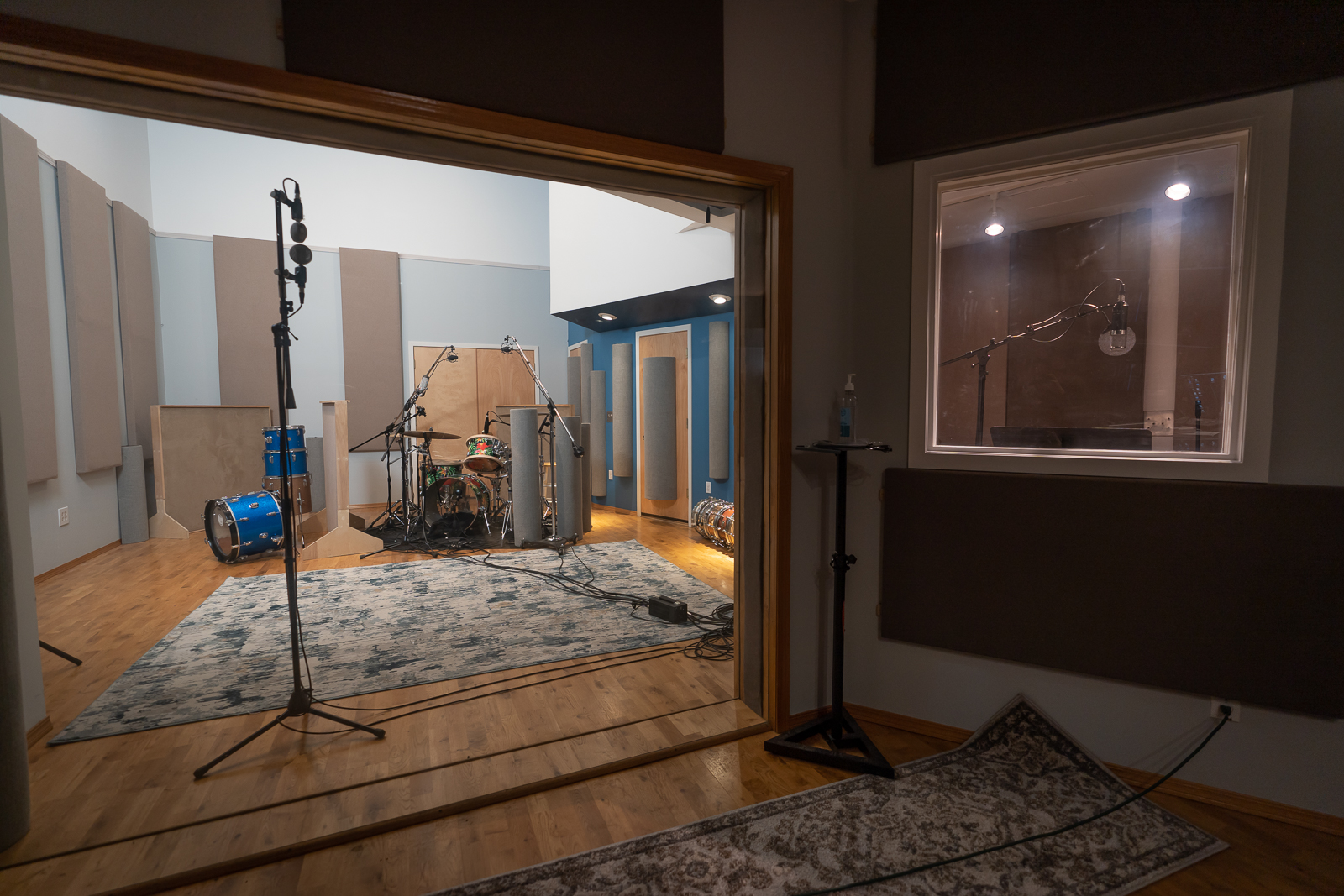 - DSC02004 1 - Frostline Studios - Studio