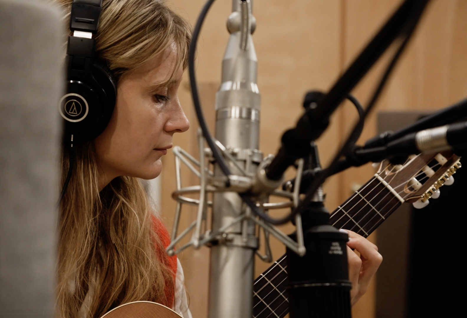 - Frostline Studios Keeley Boyle Tracking at Frostline Studios - Frostline Studios - First Time in a Recording Studio? Here's What You Need to Know